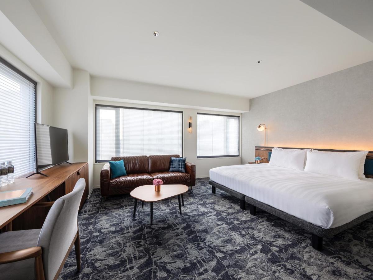 Отель The Lively Osaka Honmachi Экстерьер фото